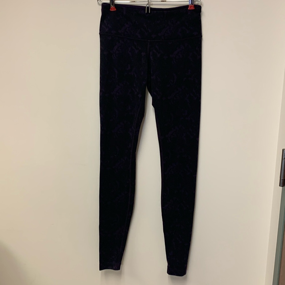 Lululemon Wunder Under leggings